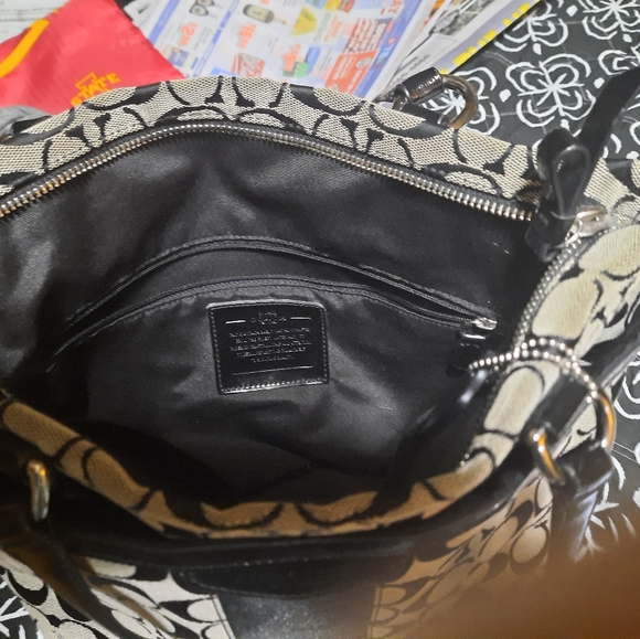 Black and grey authentic coach  handbag - Picture 2 of 2